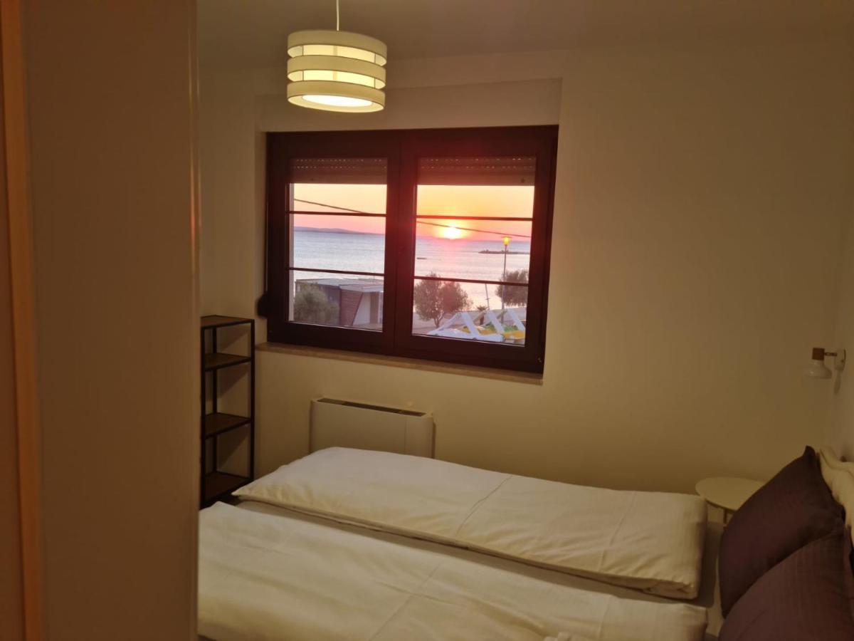 Appartments Akrapovic Vrsi Eksteriør billede