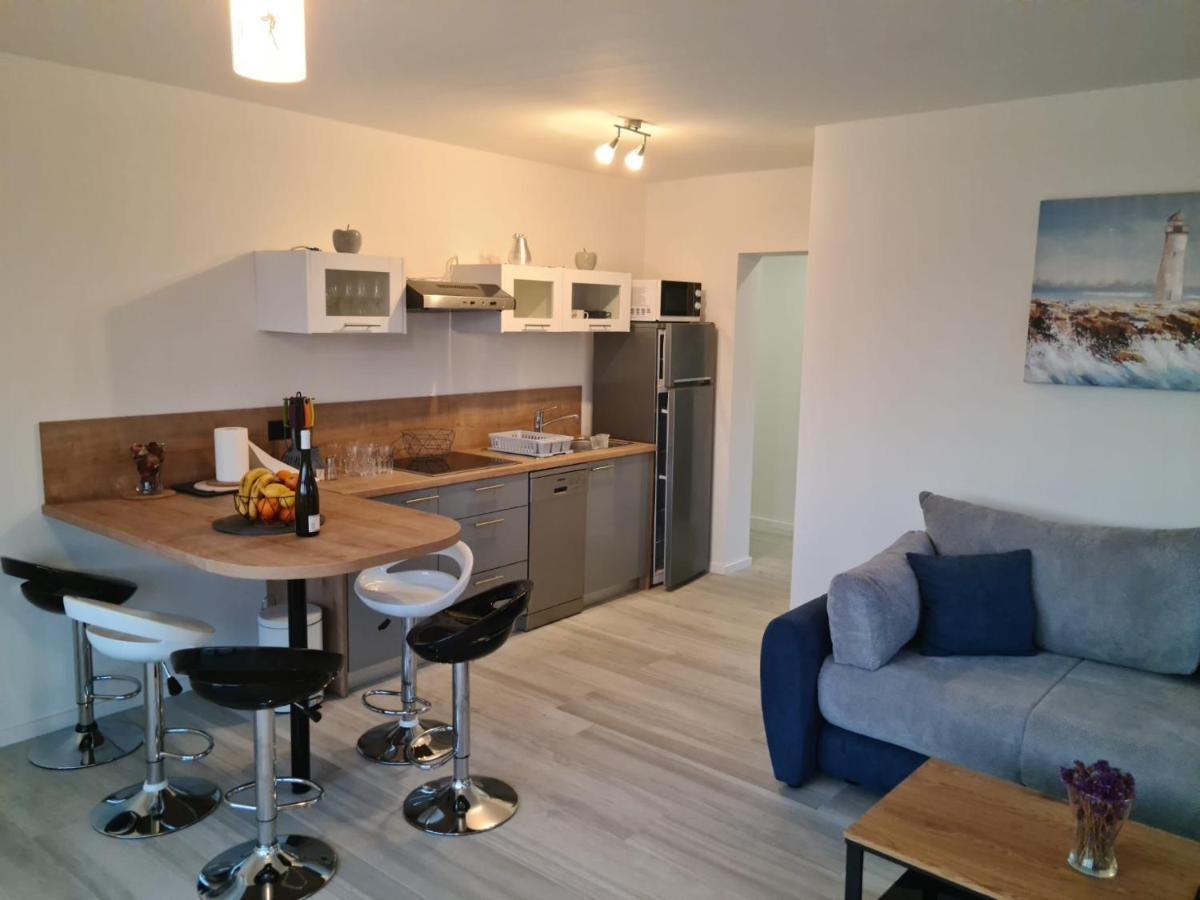 Appartments Akrapovic Vrsi Eksteriør billede